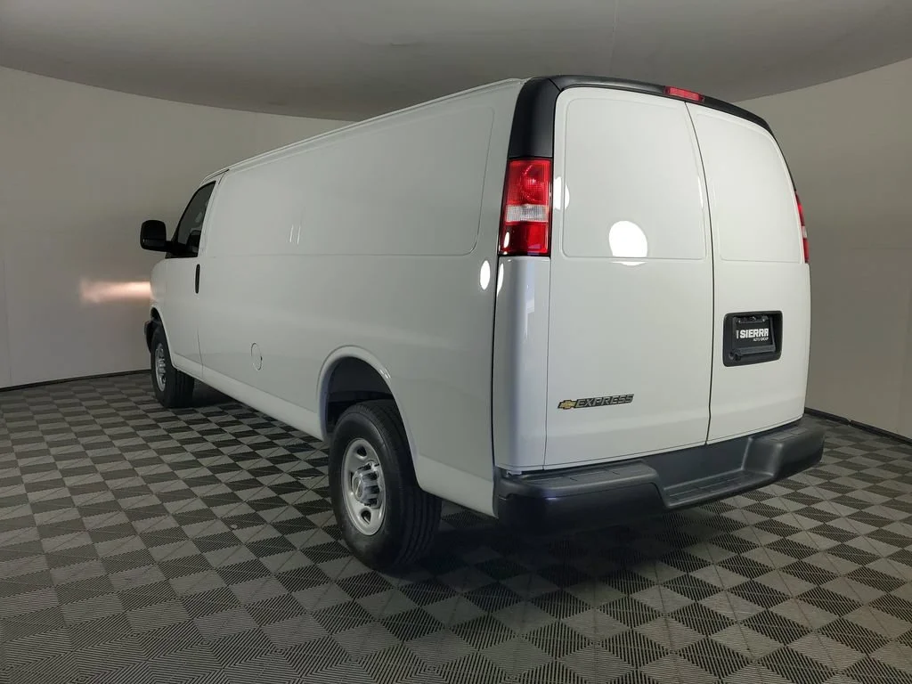 2025 Chevrolet Express Cargo Work Van - Photo 6
