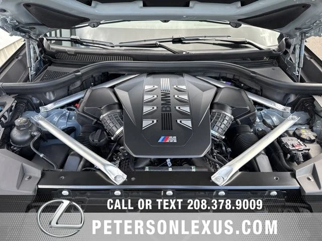 Used 2026 Gray BMW M60i image 10