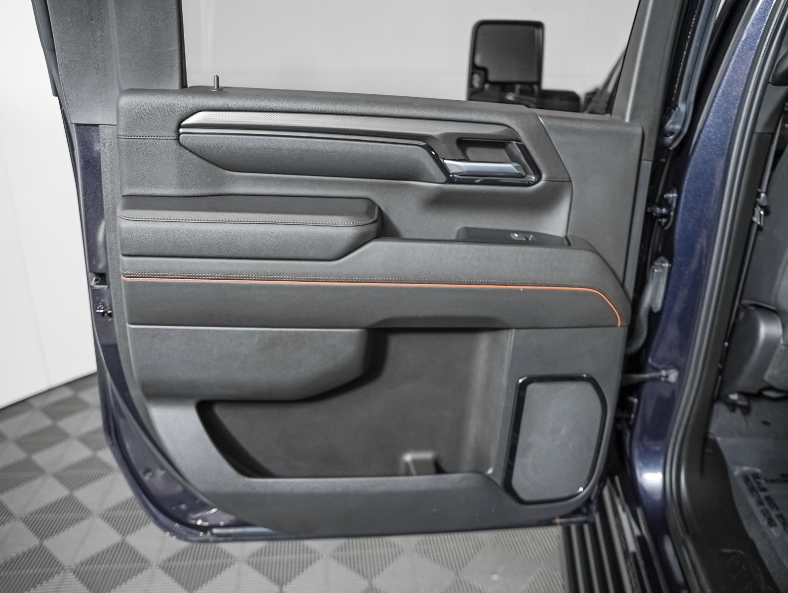 Used 2024 Blue GMC AT4 image 22