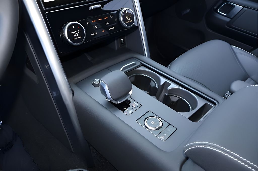 2026 Land Rover Discovery Dynamic SE - Photo 26
