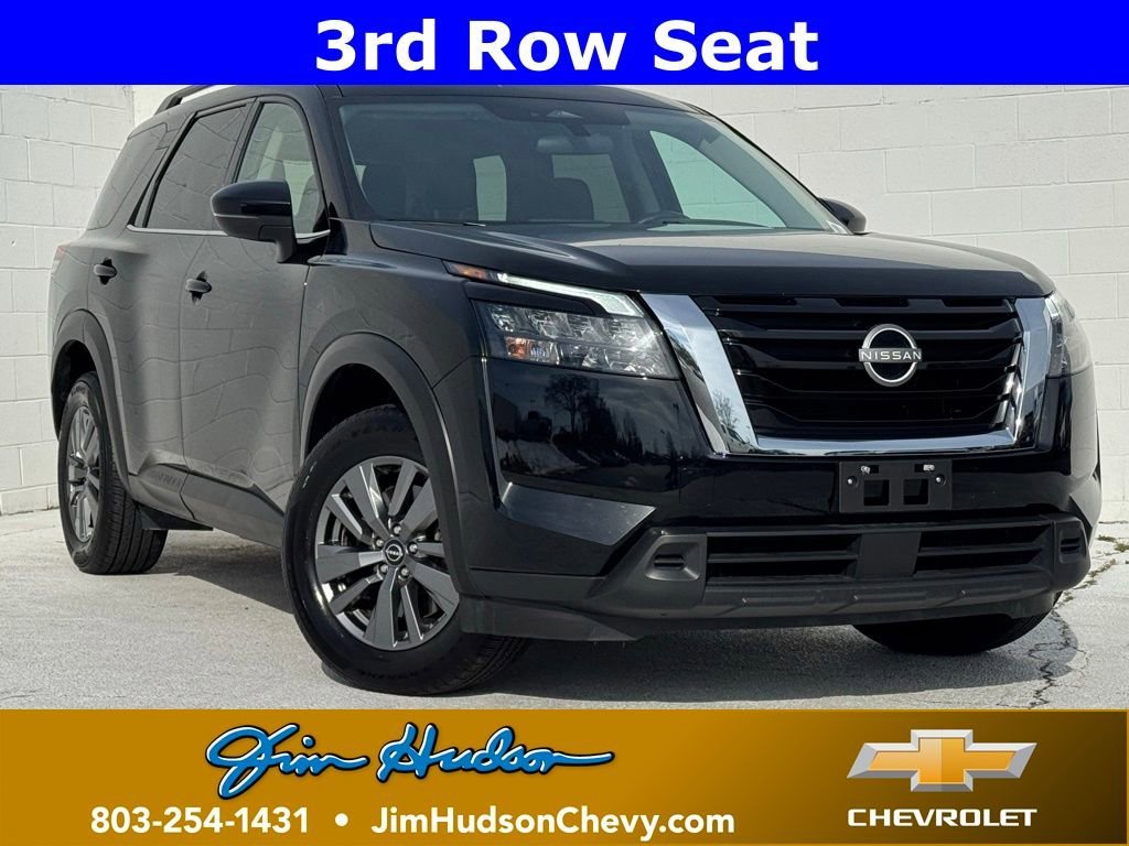 Nissan Pathfinder SV FWD