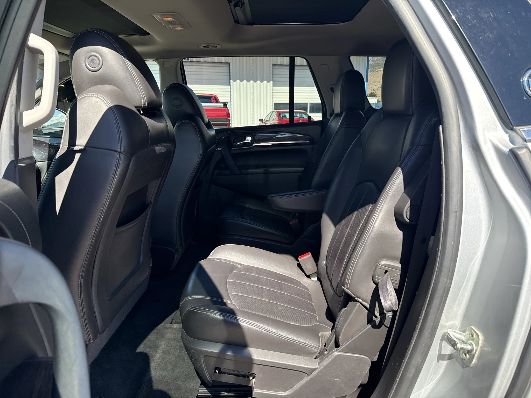 Used 2016 QUICKSILVER METALLIC Buick Leather image 13