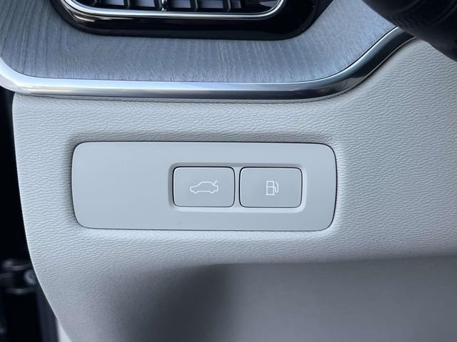 2025 Volvo XC60 Plus - Photo 20