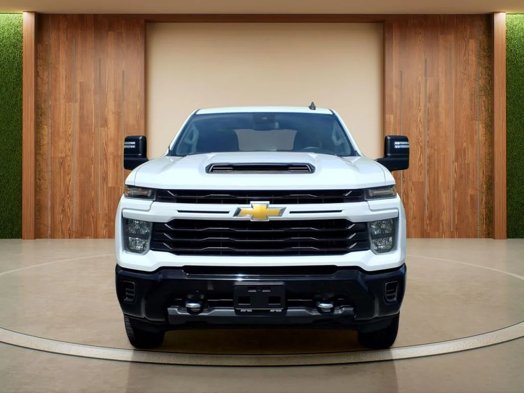 Used 2024 White Chevrolet Custom image 2