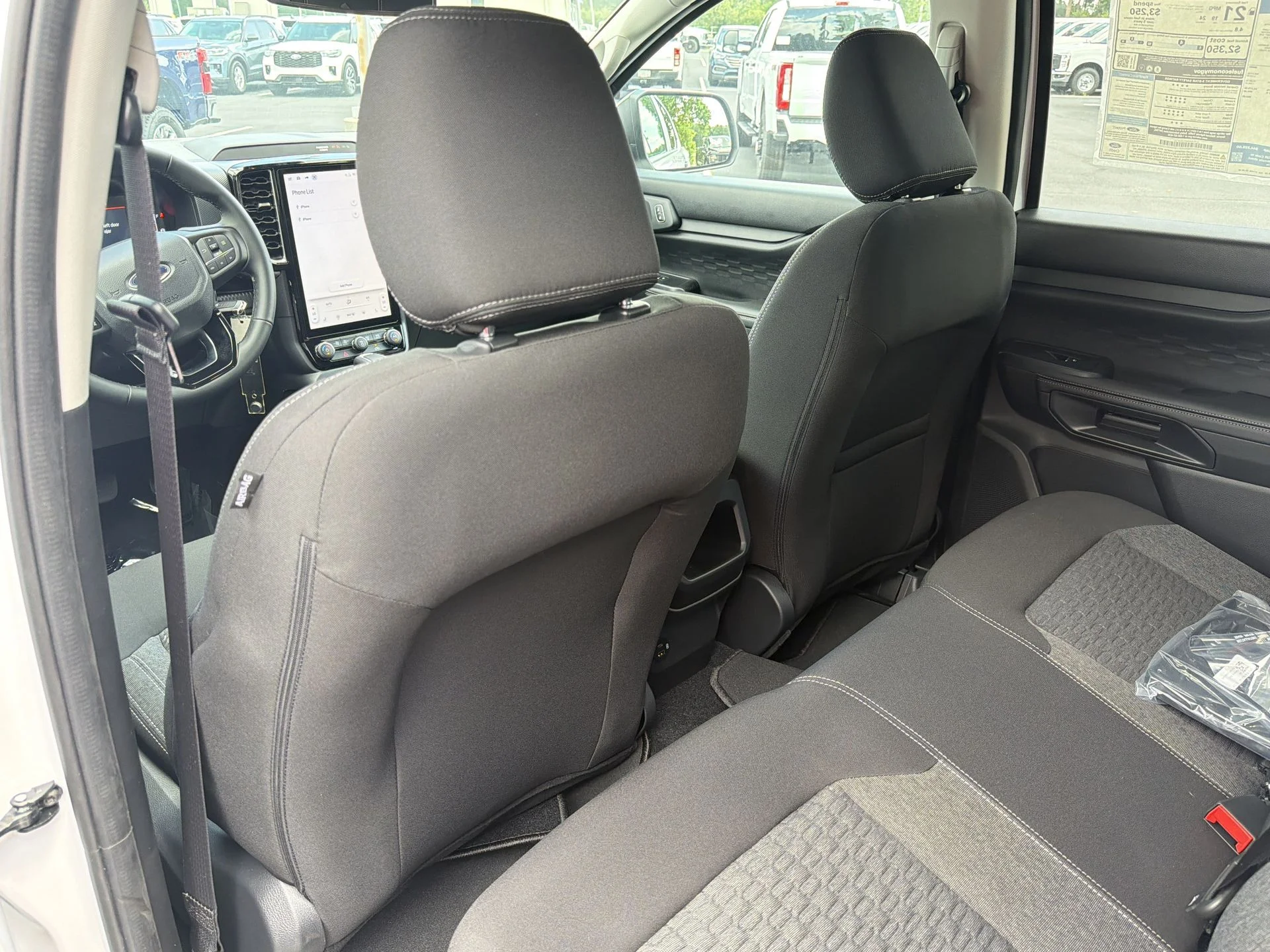 New 2026 Oxford White Ford XLT image 21