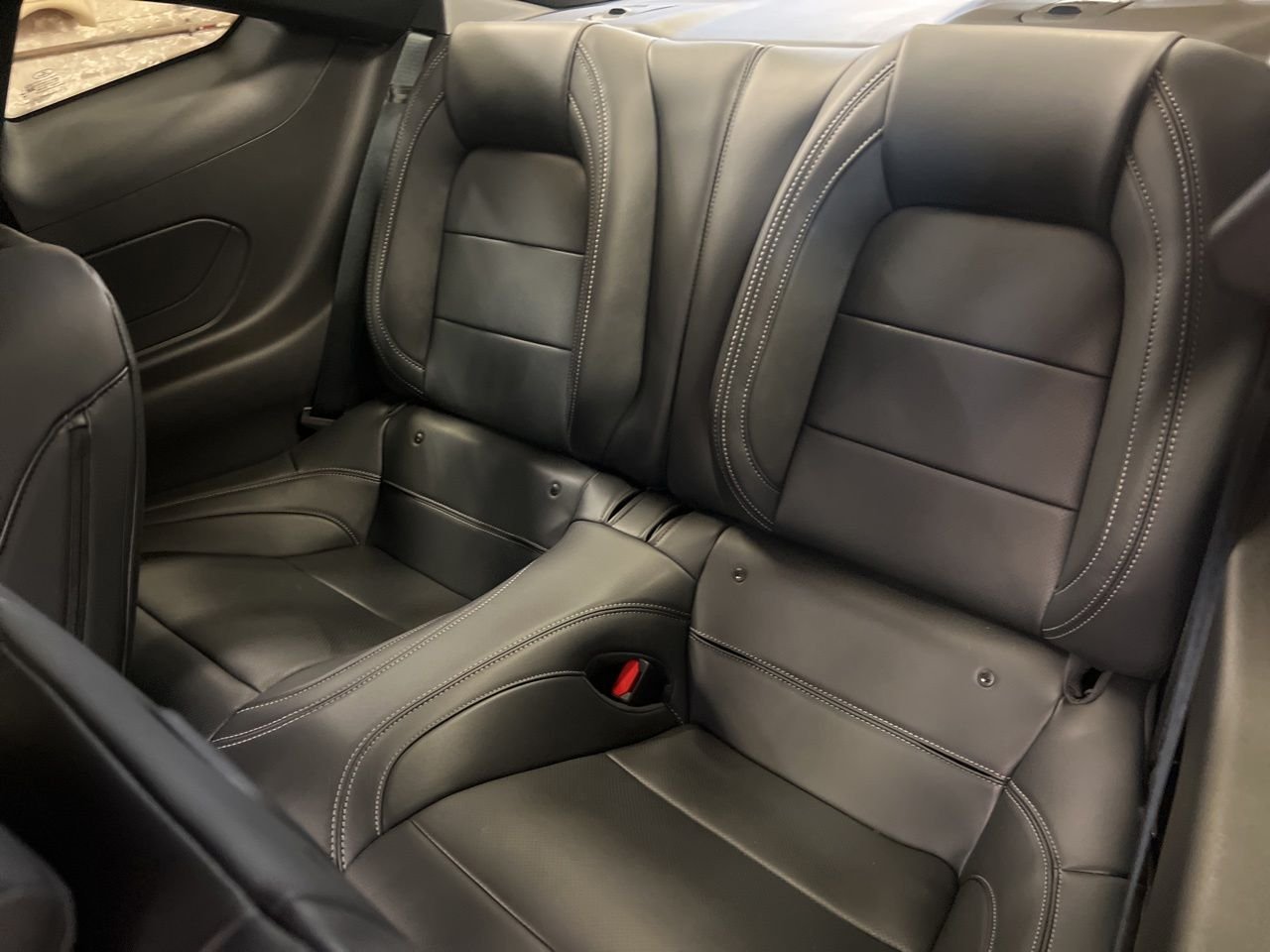 Used 2025 Gray Ford GT Premium image 10