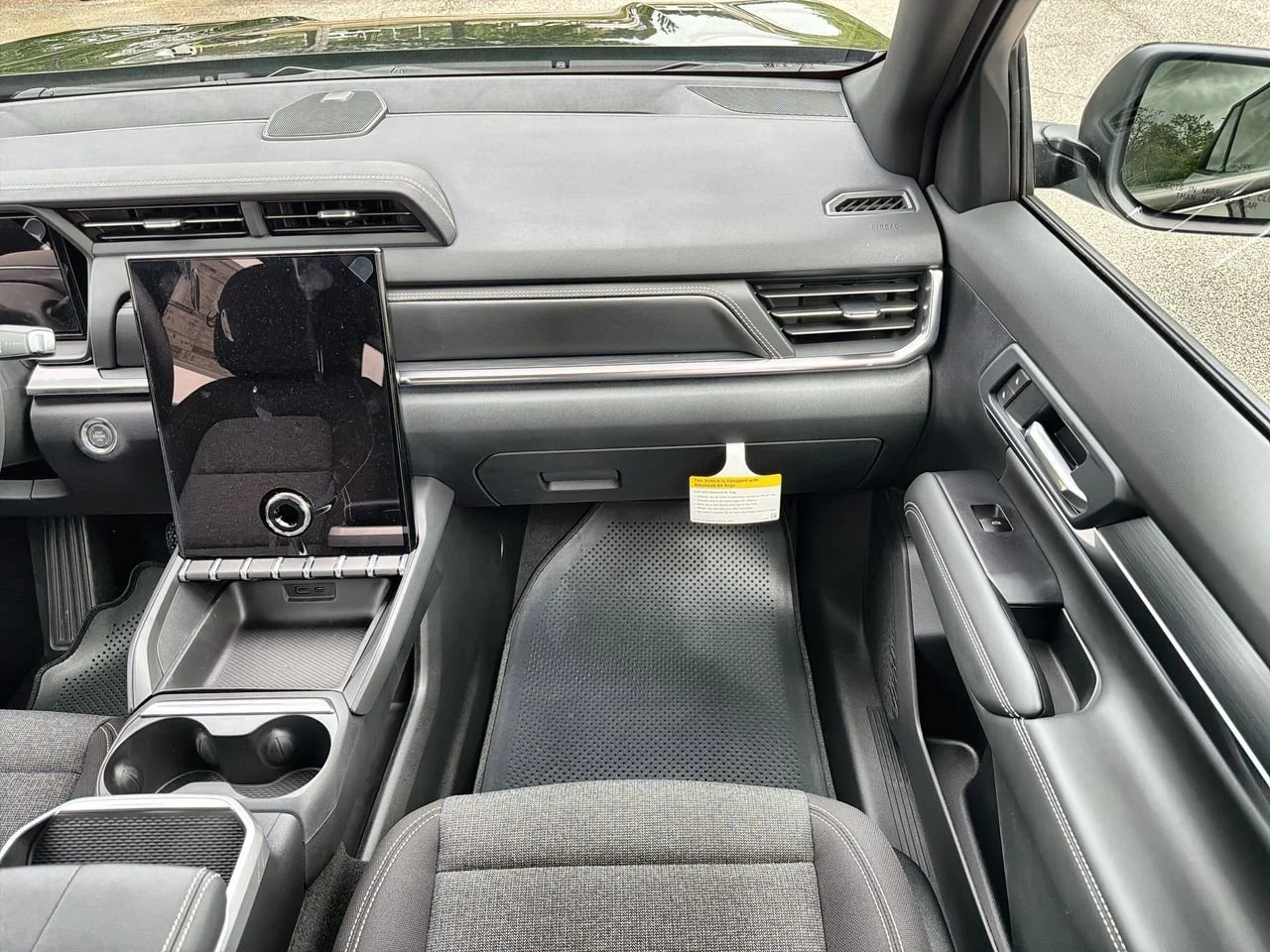 New 2026 Ebony Twilight Metallic GMC Elevation image 24