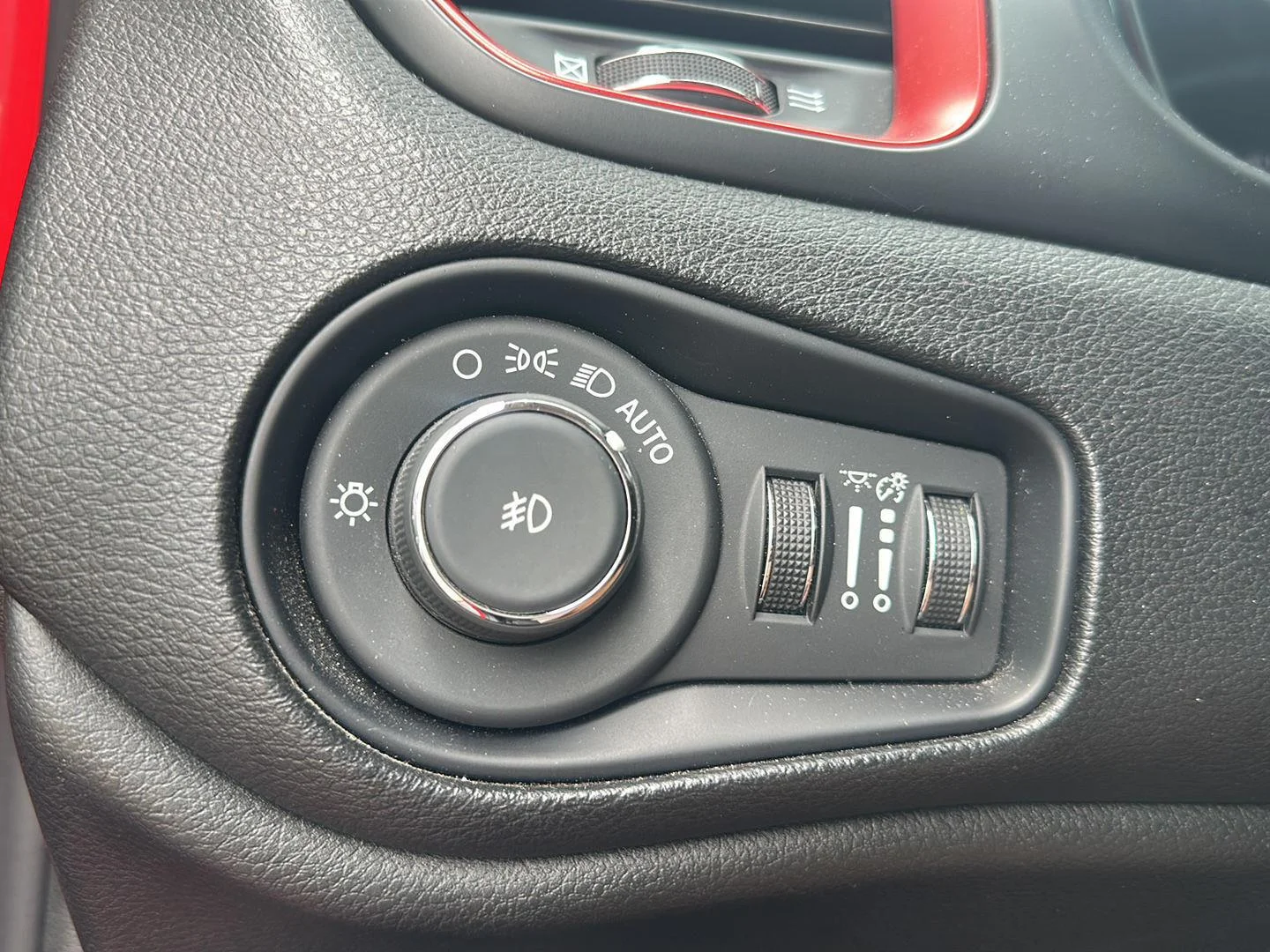 Used 2023 Colorado Red Clearcoat Jeep Trailhawk image 20