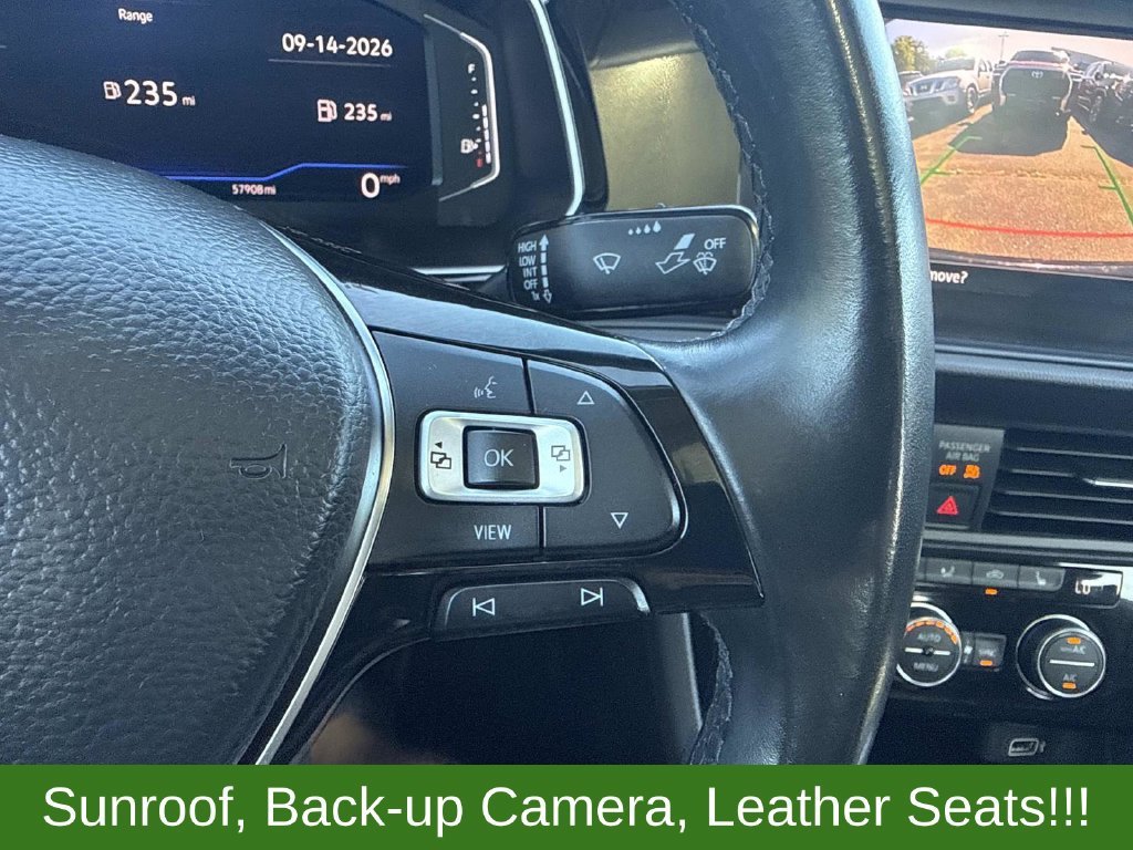 Used 2019 Black Volkswagen SEL image 28