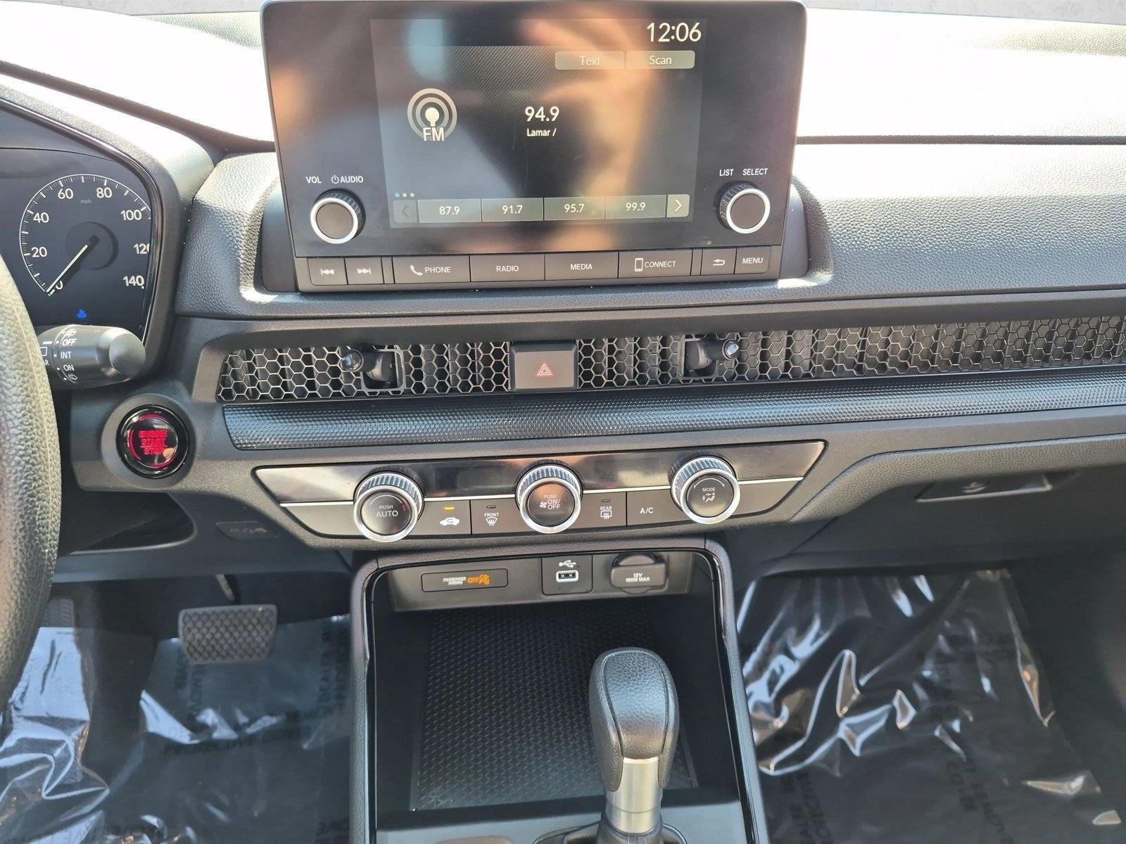 Used 2023 Platinum White Pearl Honda LX image 14