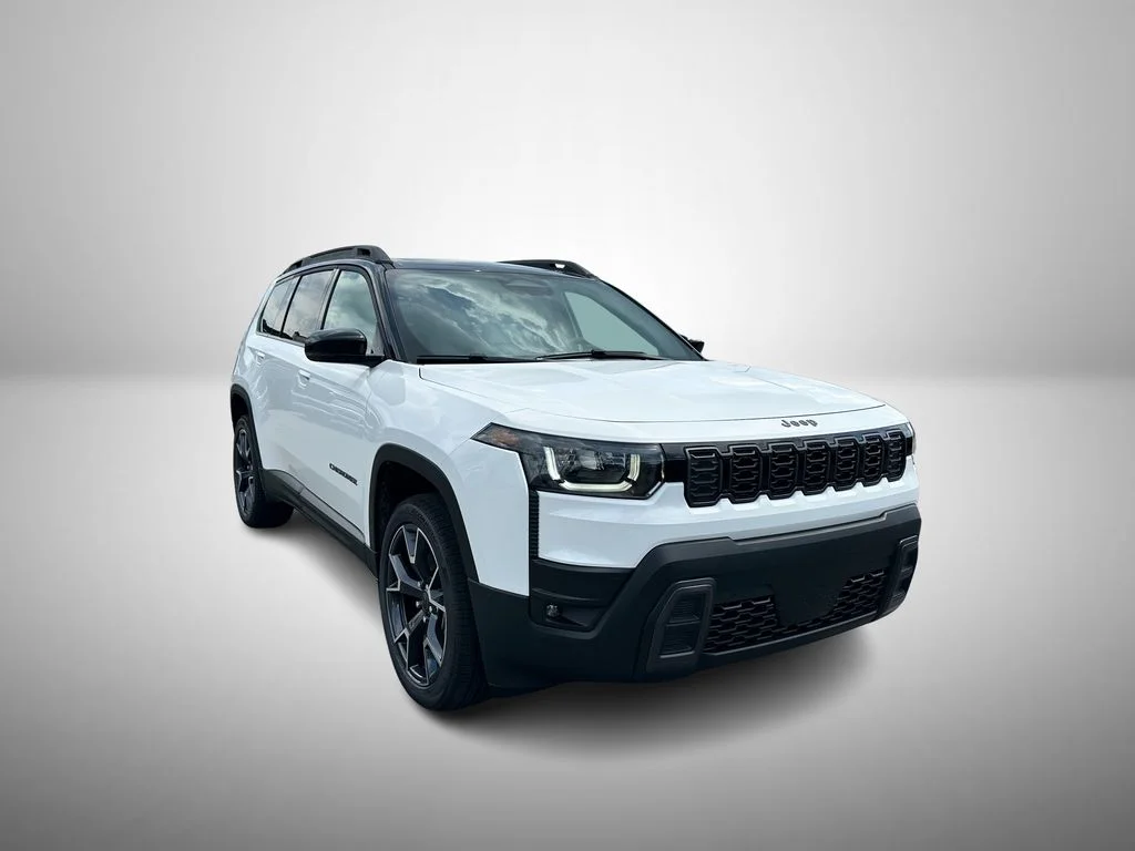 New 2026 Bright White Clear-Coat Exterior Paint Jeep Overland image 1