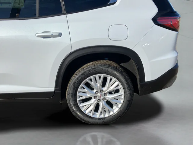 New 2026 Glacier White Tricoat GMC Elevation image 14