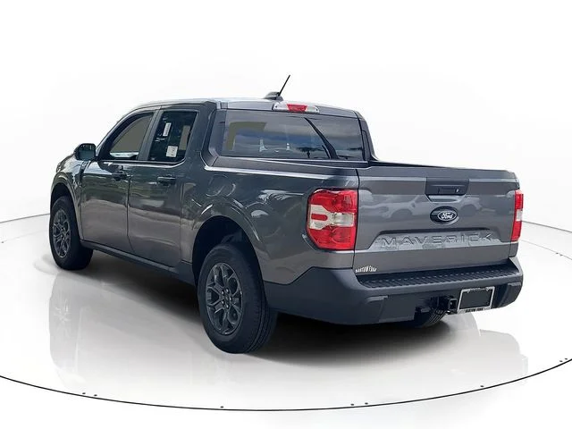 New 2026 Gray Metallic Ford XLT image 4