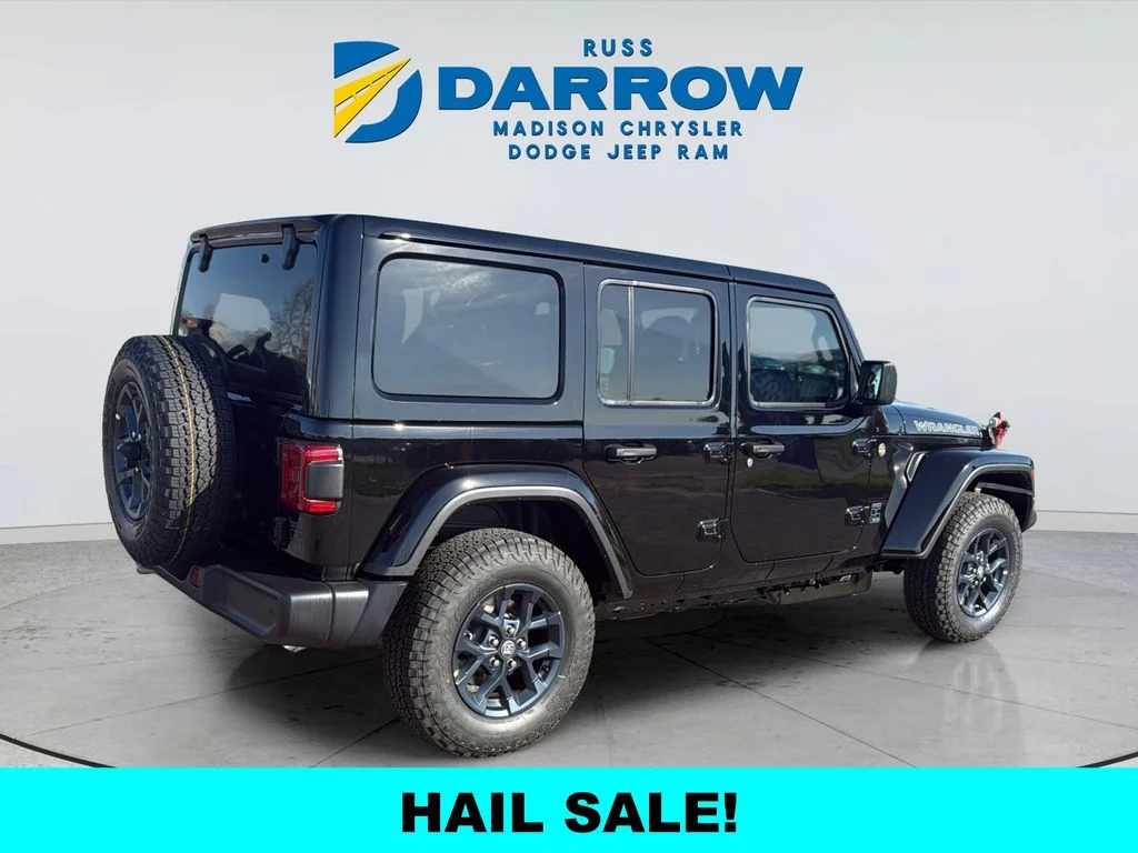 New 2026 Black Clear-Coat Exterior Paint Jeep  image 5