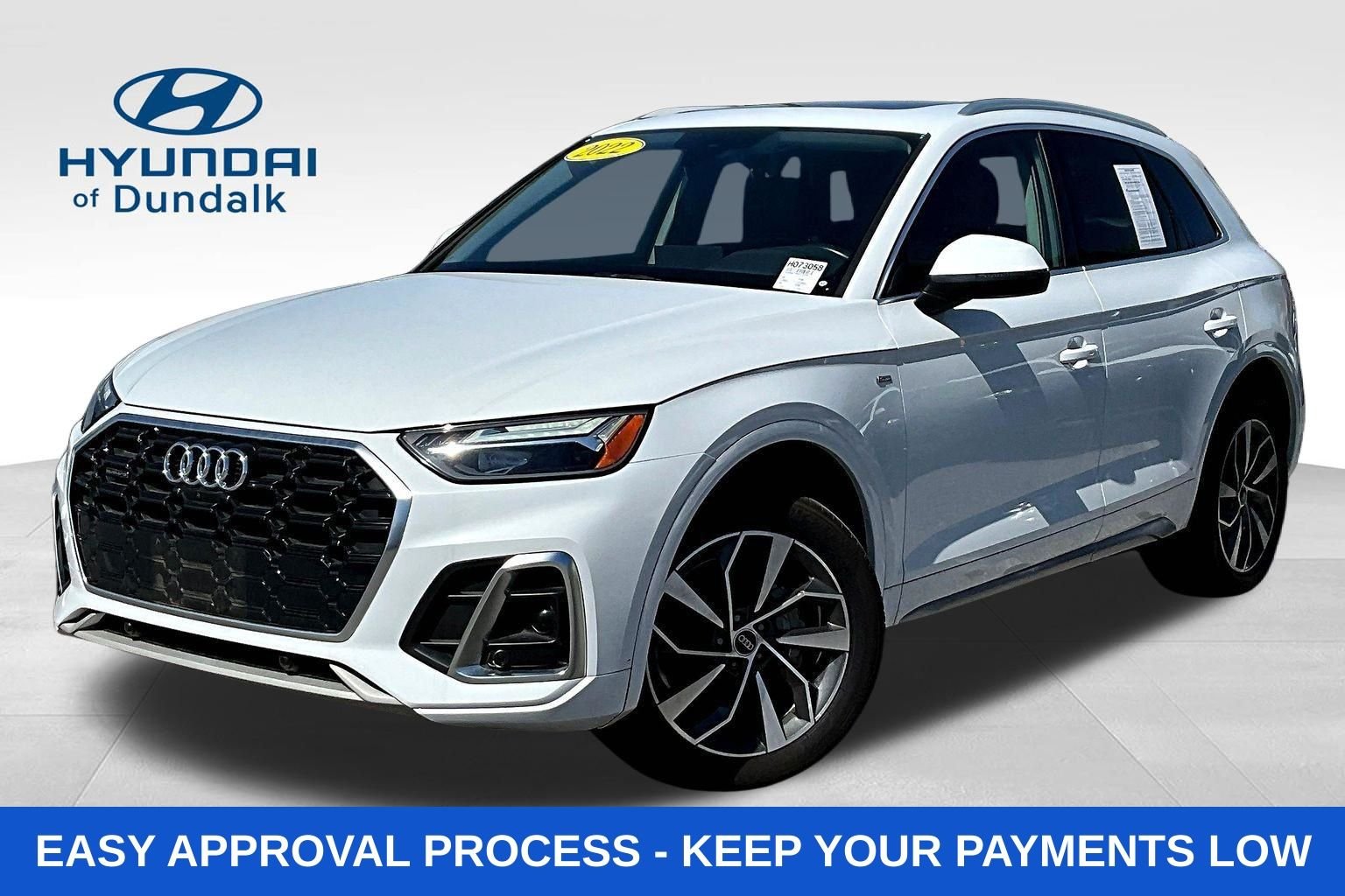 2022 Audi Q5 45 Premium Plus's photo