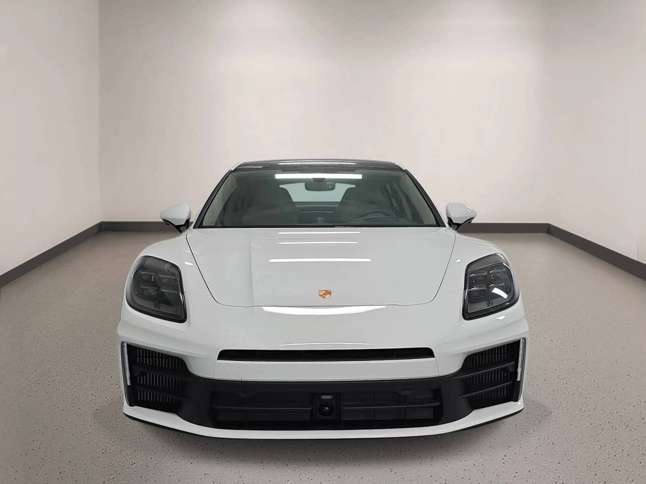 2026 Porsche Panamera 4 E-Hybrid - Photo 9