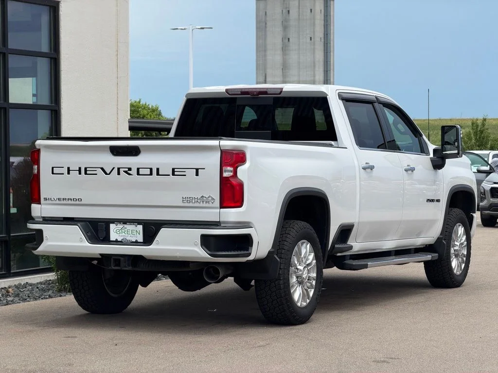 Used 2020 Beige Chevrolet High Country image 5