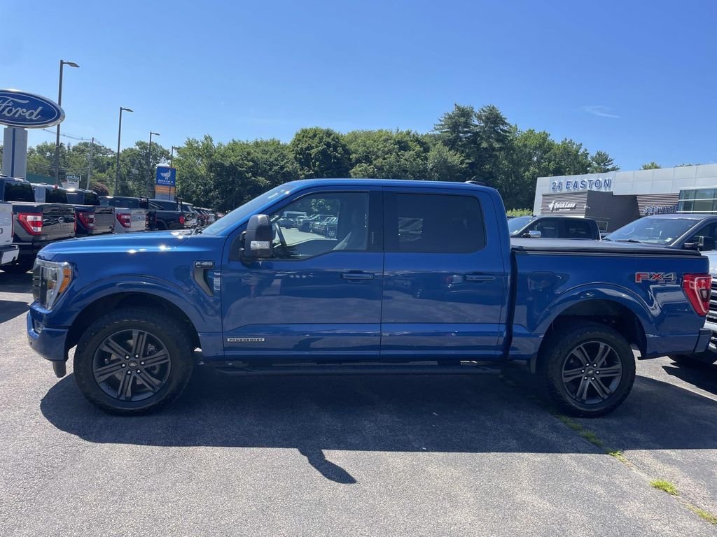 Used 2022 Blue Ford XLT image 2