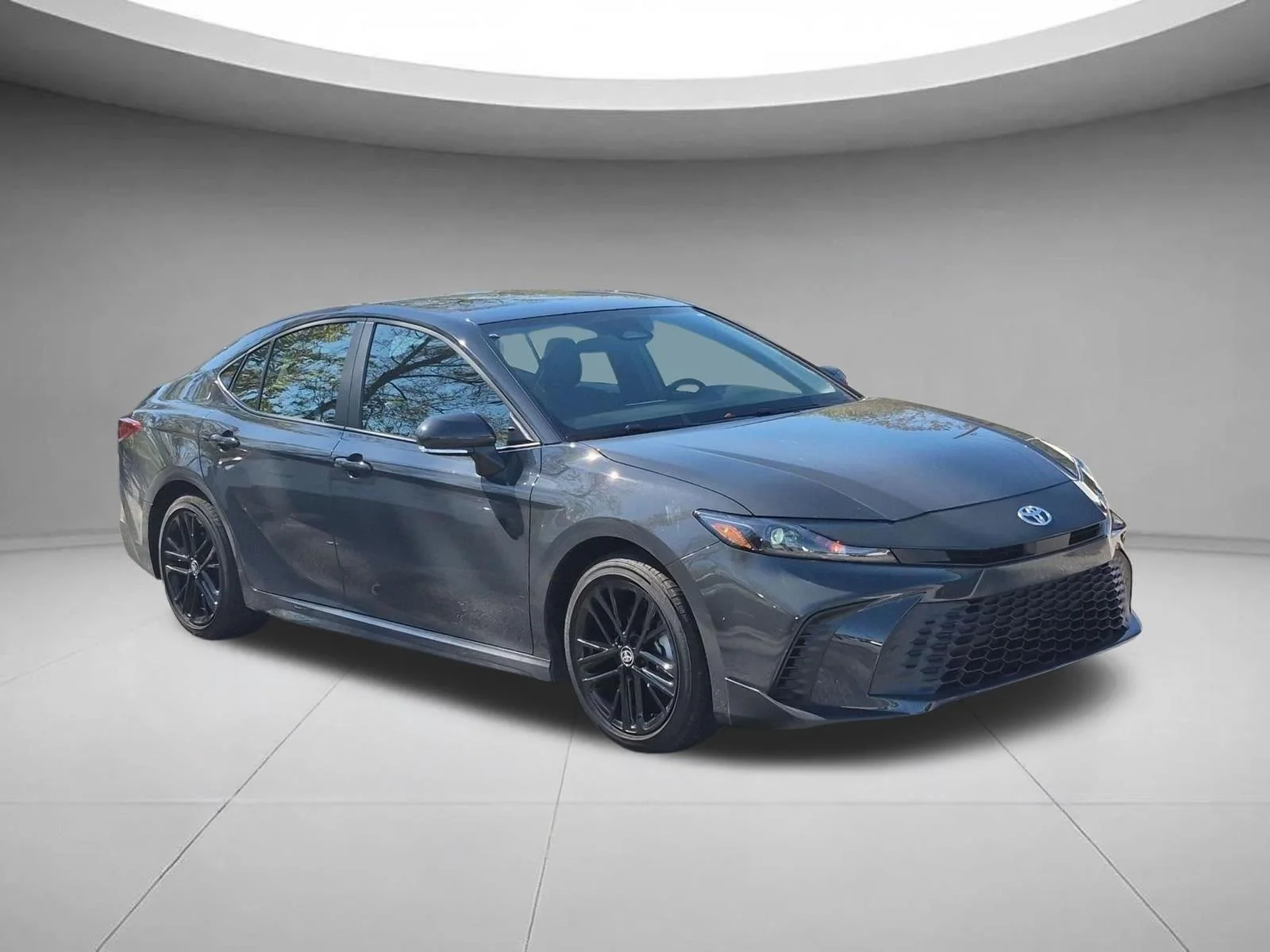 Used 2026 Underground Toyota SE image 7