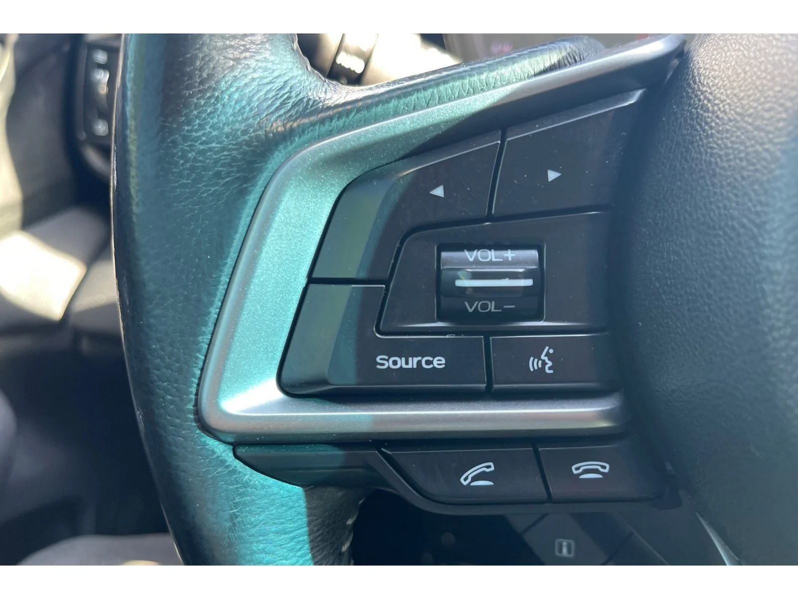 Used 2021 AUTUMN GREEN META Subaru Premium image 32