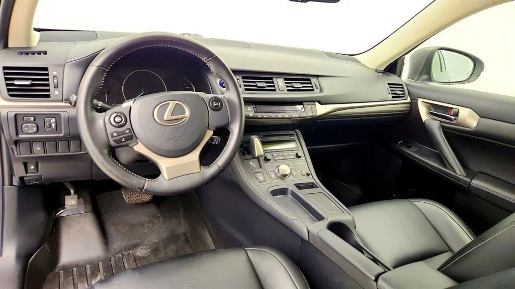 Used 2016 Nebula Gray Pearl Lexus 5dr Sedan Hybrid w/ Moonroof, Backup Camera & Seat Comfort Pkg image 14