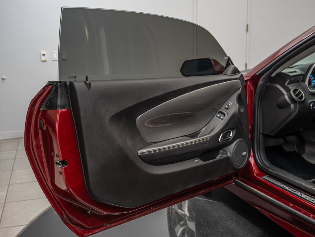 Used 2010 Red Jewel Tintcoat Chevrolet SS image 29