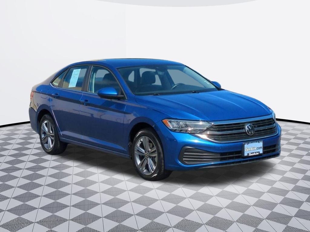 Used 2024 Blue Volkswagen 1.5T SE image 8