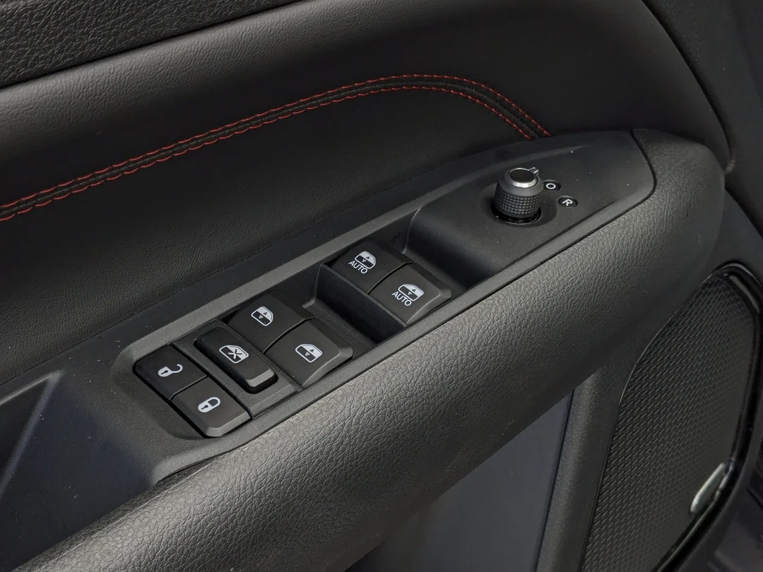 New 2026 Black Jeep Trailhawk - - 4x4 - Sun Sound & Nav - Pano Roof - Active Driving Assist & More! image 13