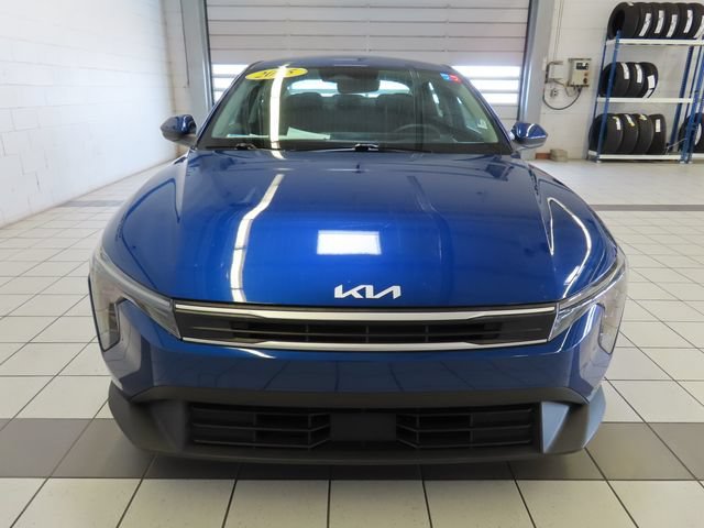 Used 2025 Deep Sea Blue Kia LXS image 17