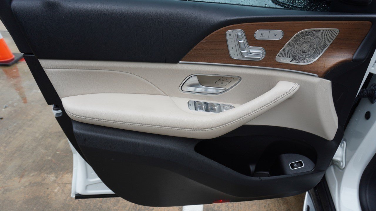 Used 2022 White Mercedes-Benz GLE 350 image 14