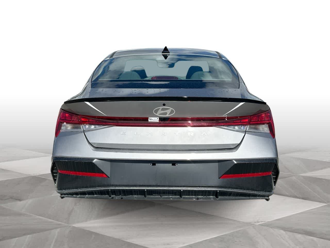 New 2026 Fluid Metal Hyundai SEL Sport Premium image 7