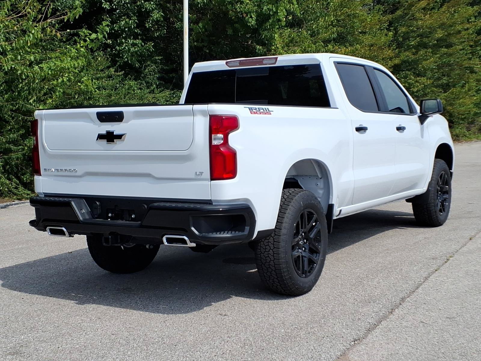 New 2026 Summit White Chevrolet LT Trail Boss image 16