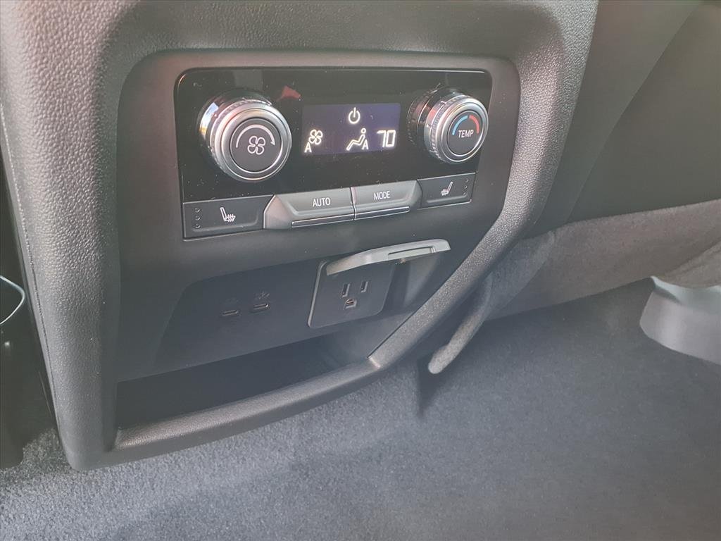 2026 GMC Acadia Elevation - Photo 7