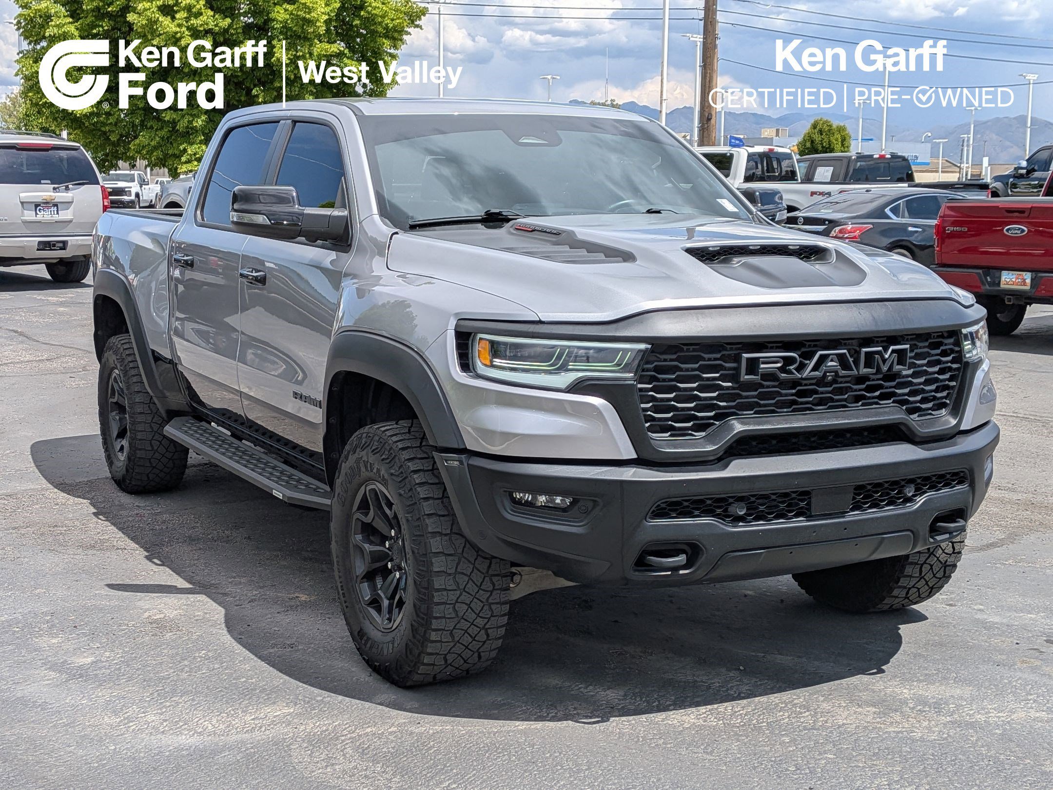 2025 RAM 1500 RHO 4x4 Crew Cab 5'7's photo