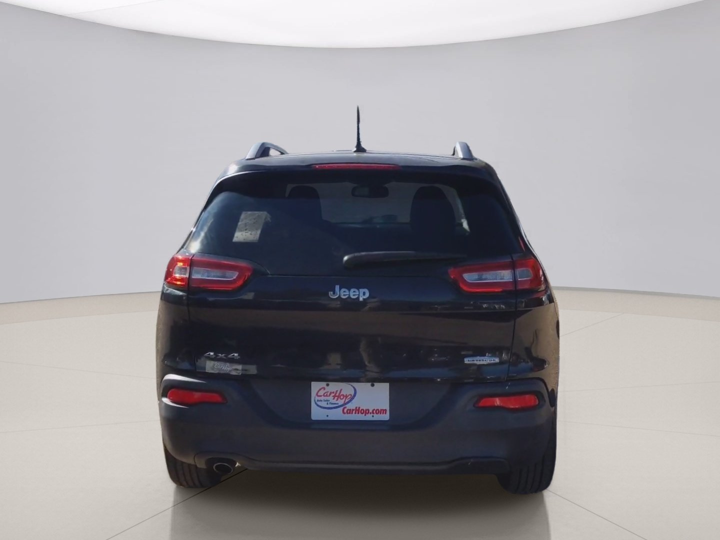 Used 2014 Black Jeep LATITUDE image 4