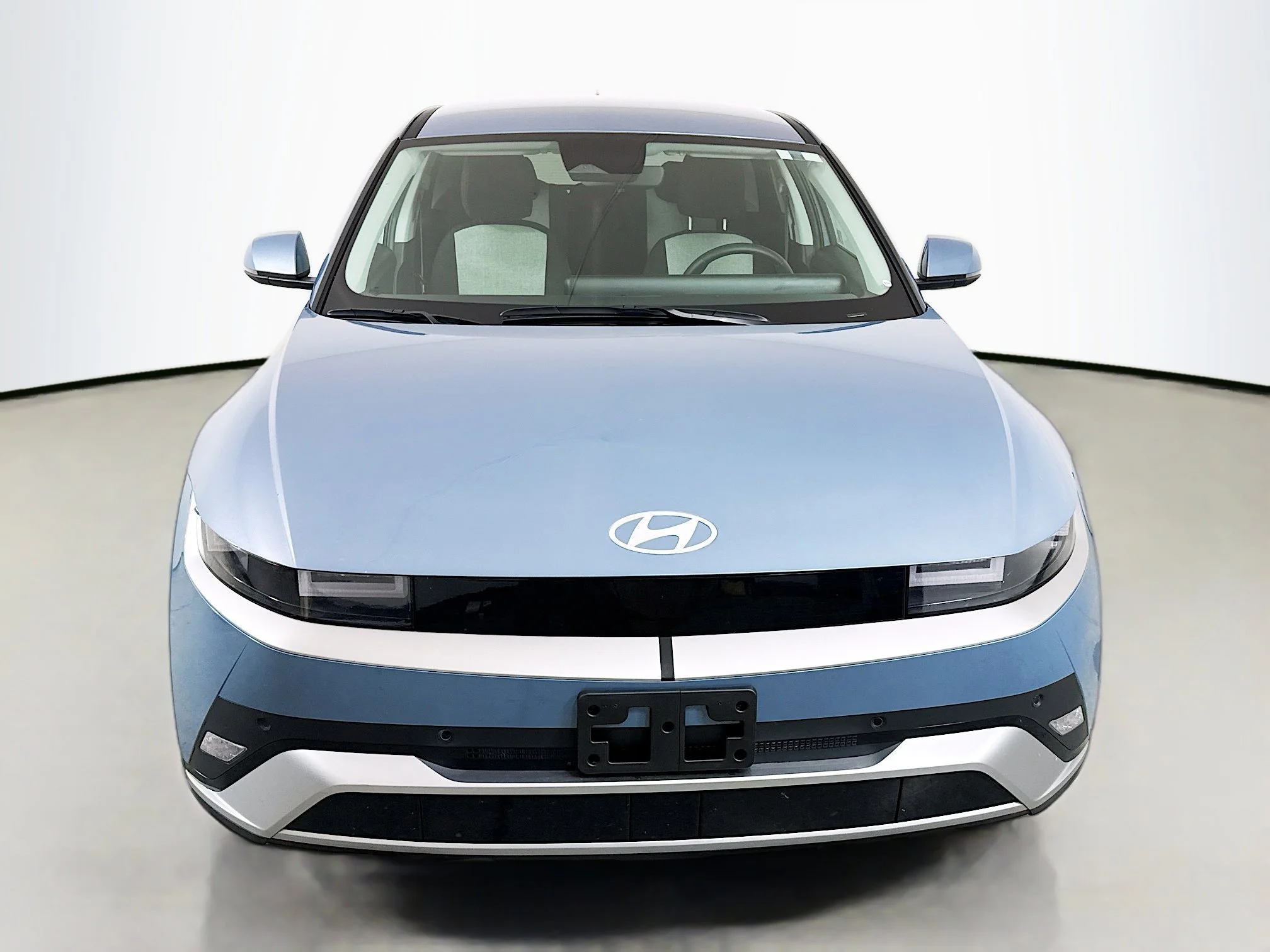 Used 2025 Hyundai IONIQ 5 SE with VIN 7YAKMDDC2SY009658 for sale in St. Louis, MO