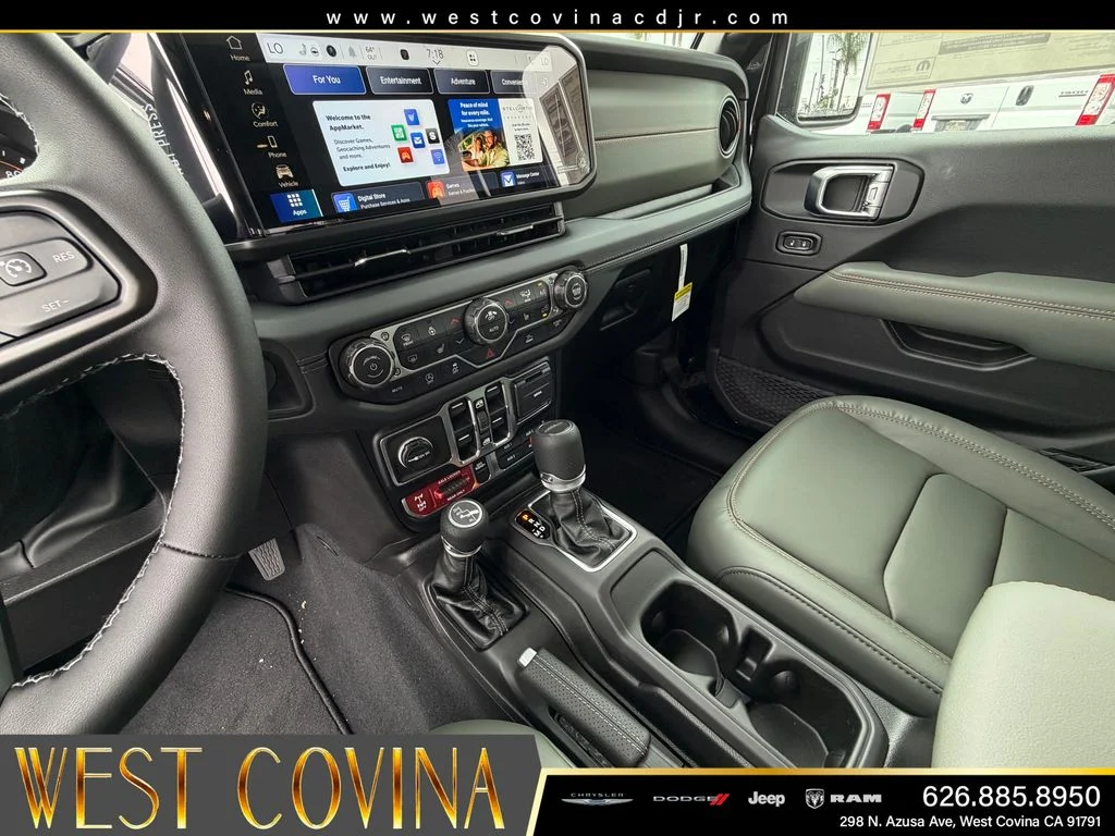 New 2026 Black Clearcoat Jeep Mojave image 20