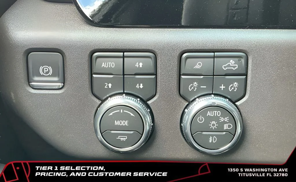 New 2026 Glacier White Tricoat GMC SLT image 49