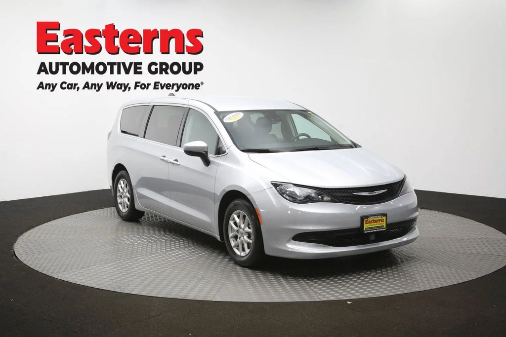 Used 2023 Silver Chrysler LX image 50