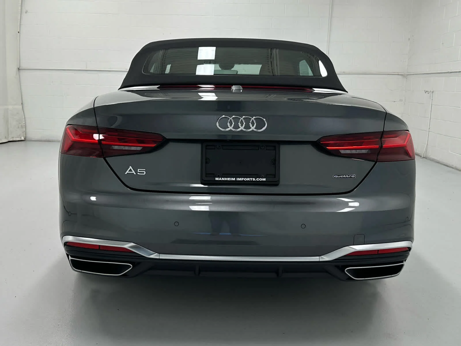 Used 2024 Daytona Gray Pearl Effect/Black Roof Audi S line Premium Plus image 14