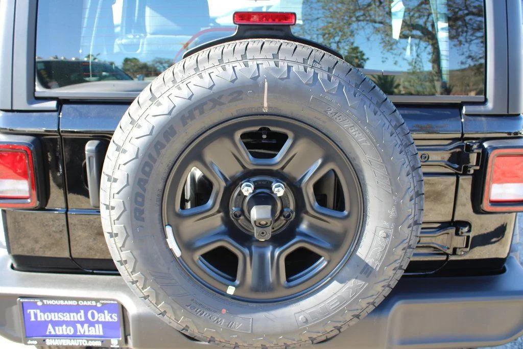 New 2026 Black Clear-Coat Exterior Paint Jeep Sport image 28