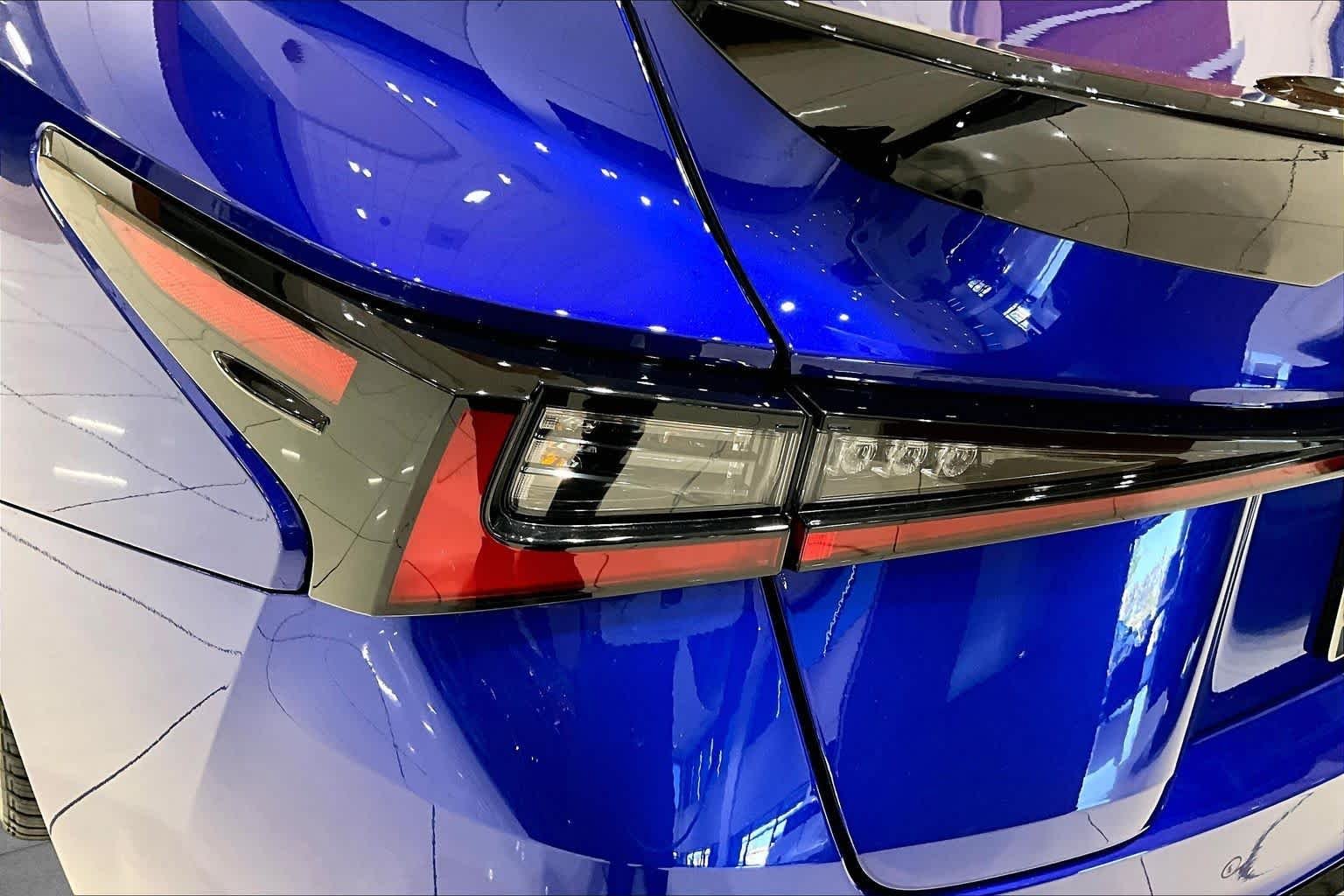 2026 Lexus IS 350 F SPORT - Photo 12