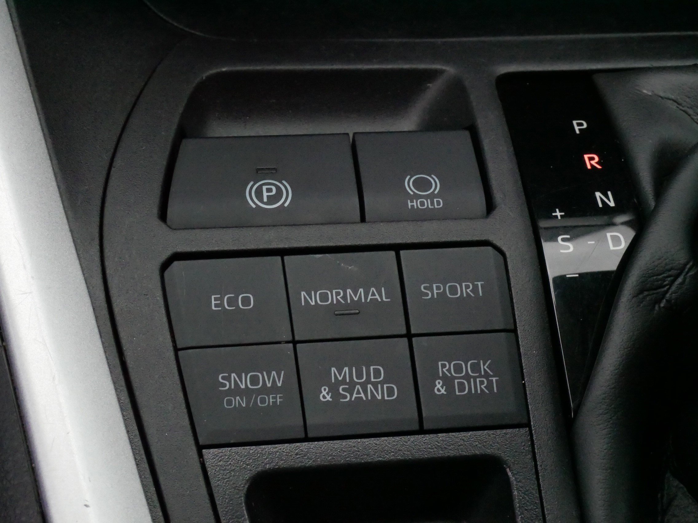 Used 2024 Ice Cap Toyota XLE image 28