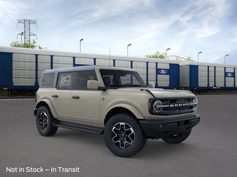 2026 Ford Bronco Outer Banks 4x4's photo