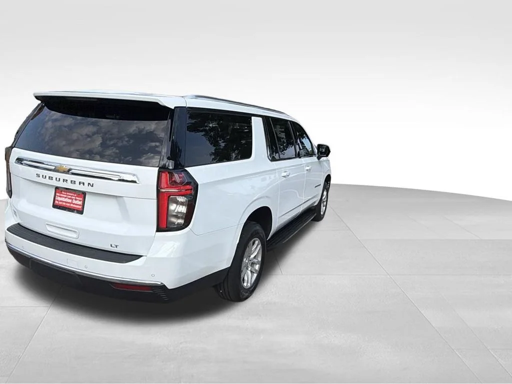 Used 2024 White Chevrolet LT image 9