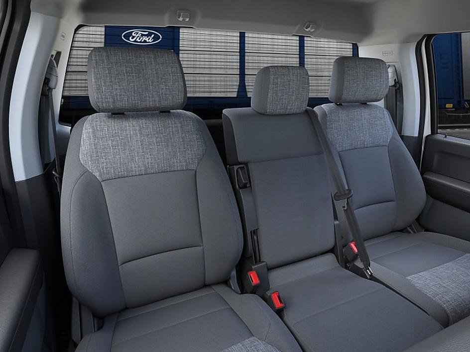 New 2026 Oxford White Ford F-350® XLT image 10