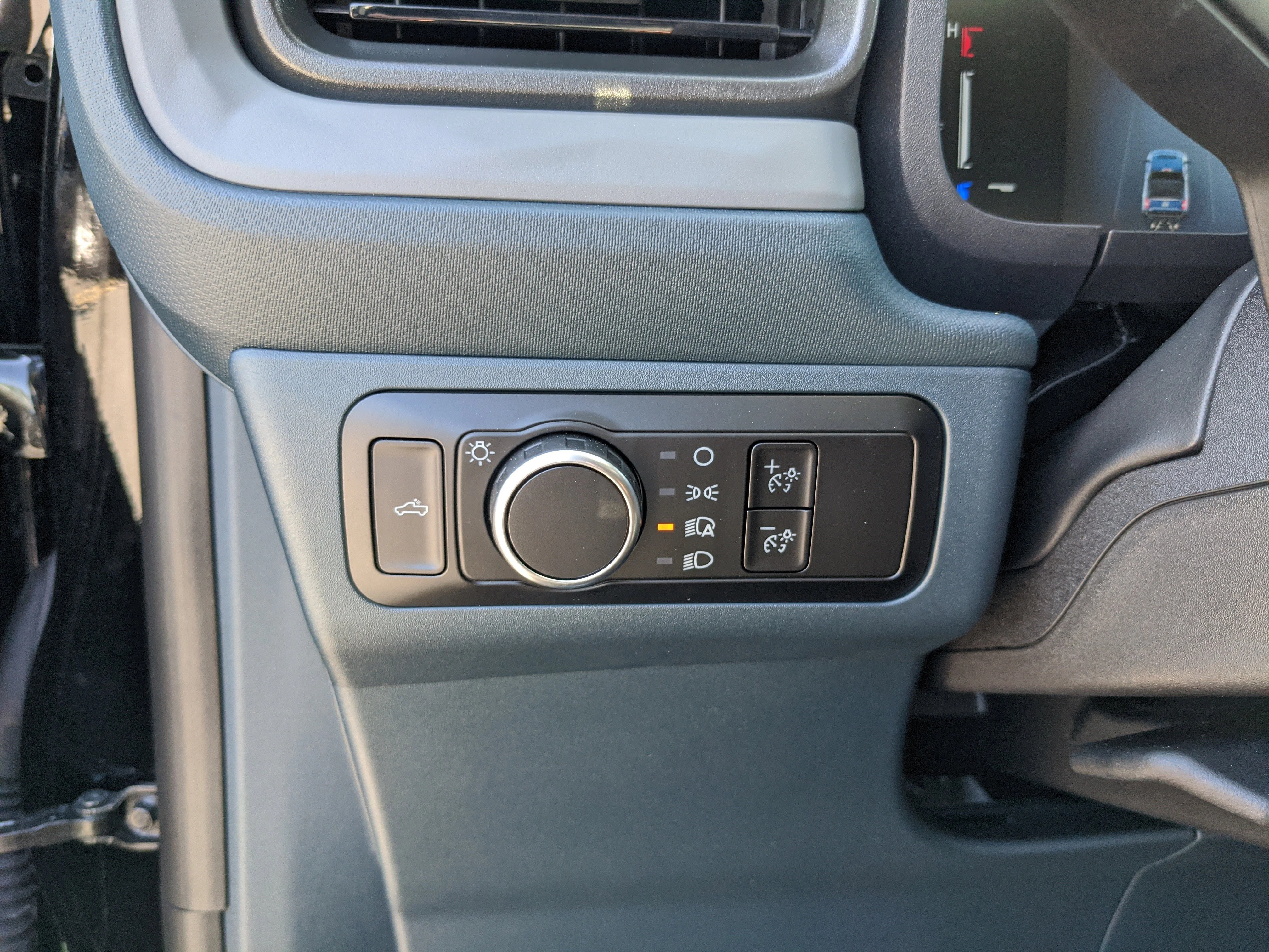 2025 Ford Maverick XLT - Photo 22