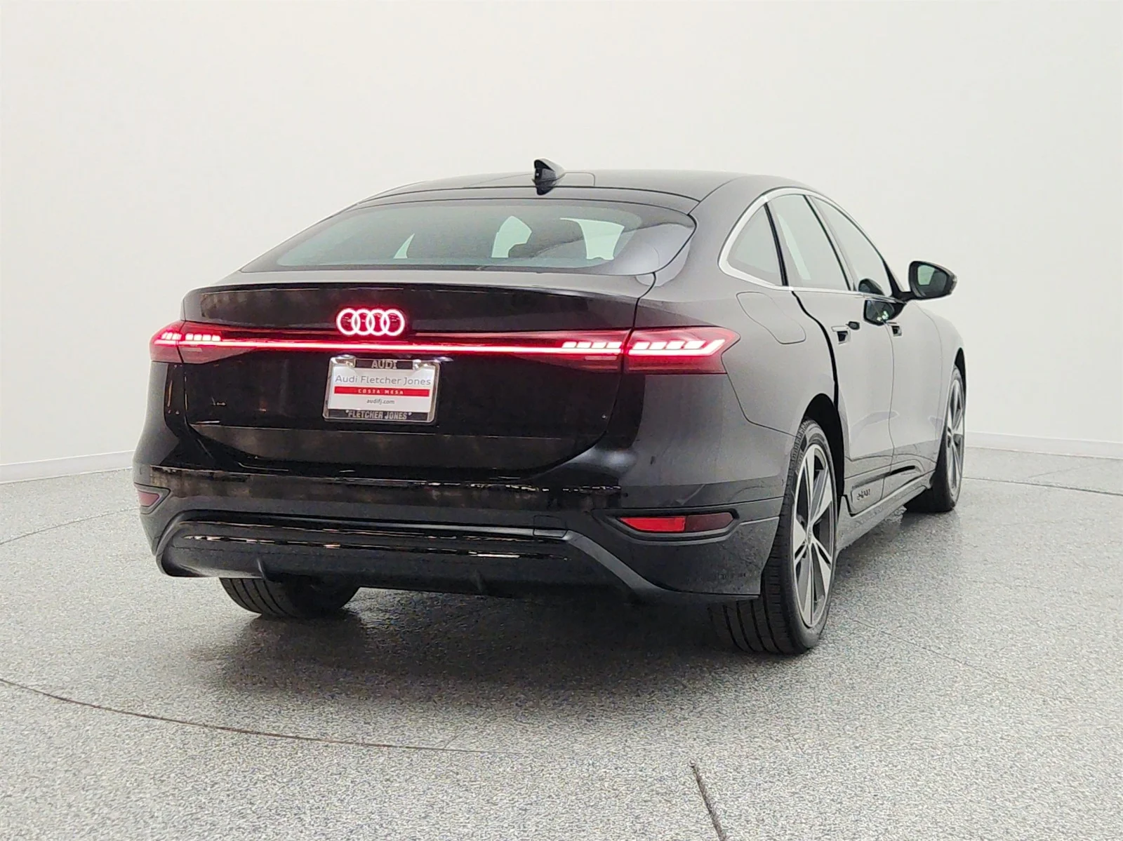 Used 2025 Mythos Black Metallic Audi Premium Plus RWD image 6