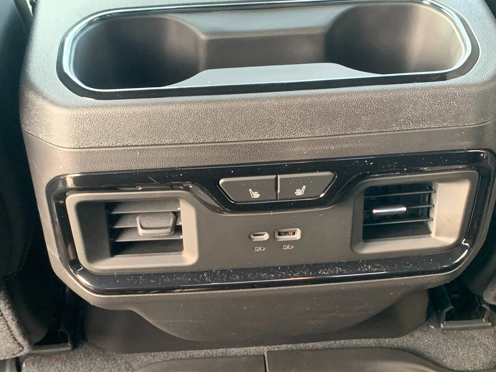2026 GMC Sierra 1500 AT4X - Photo 13