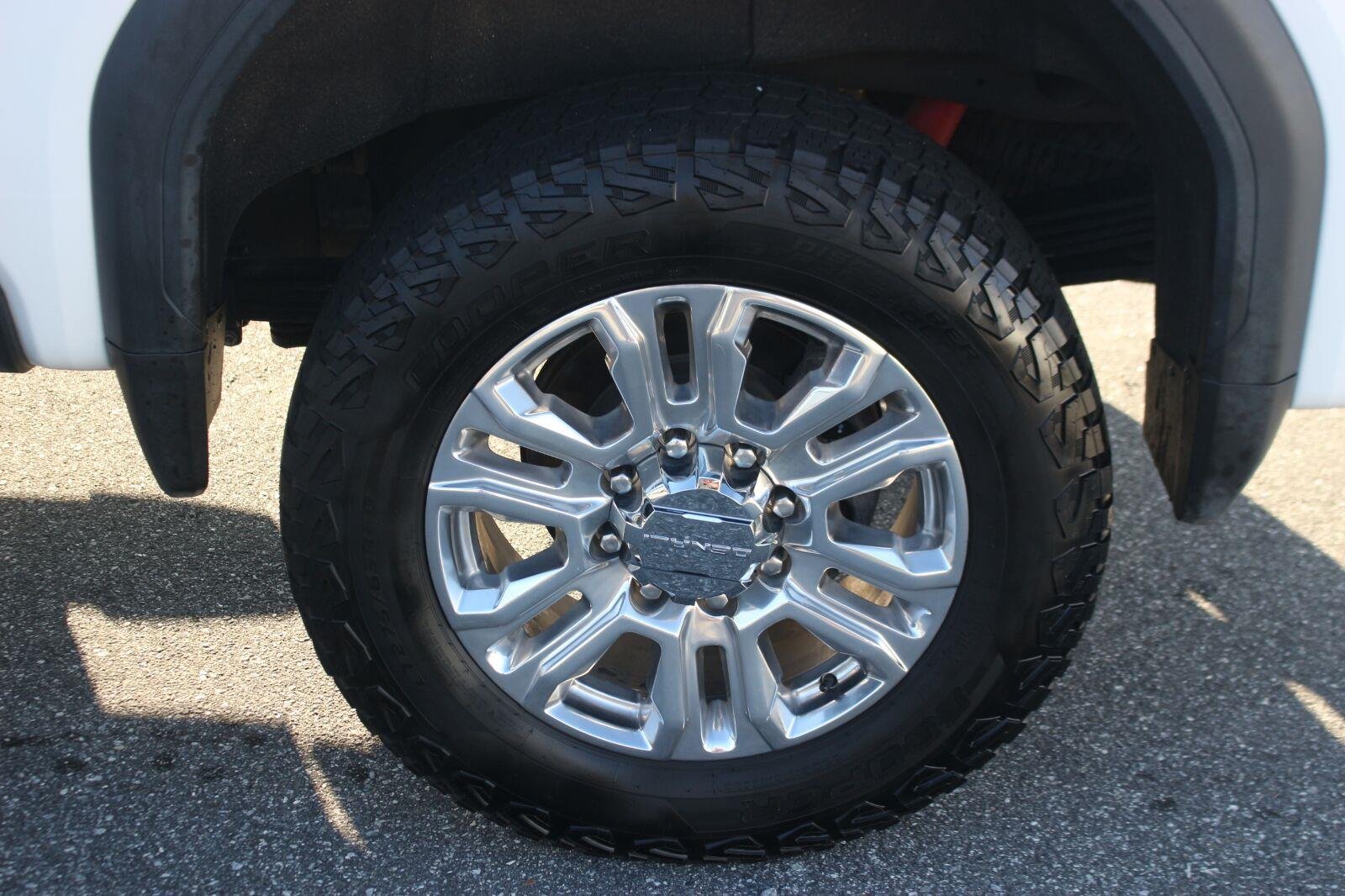 Used 2022 SUMMIT WHITE GMC Denali image 41